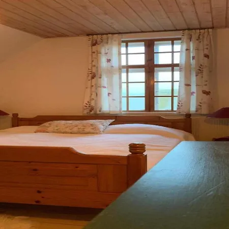 Captain House In * Fano